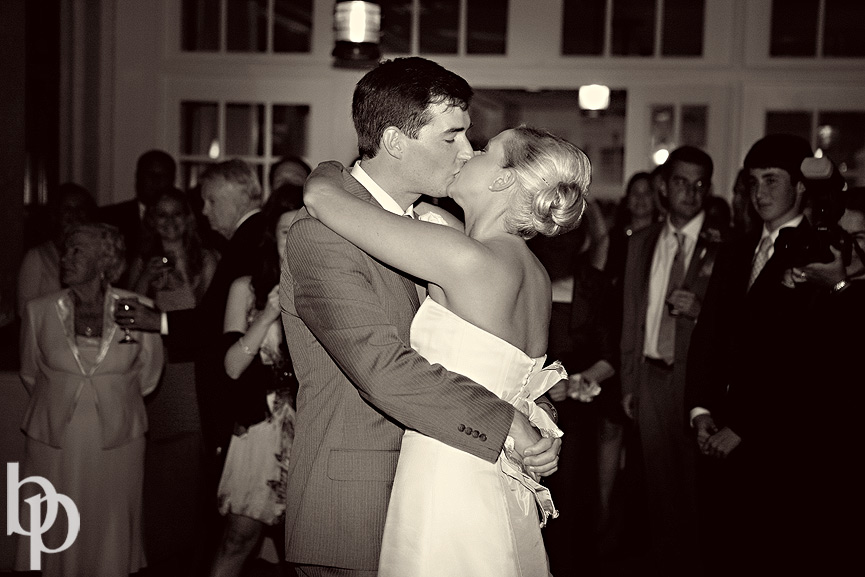 Dance-Kiss-Chatham-Bars-Inn