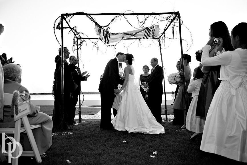 Ceremony-Kiss-©-Brian-Phillips-Photography